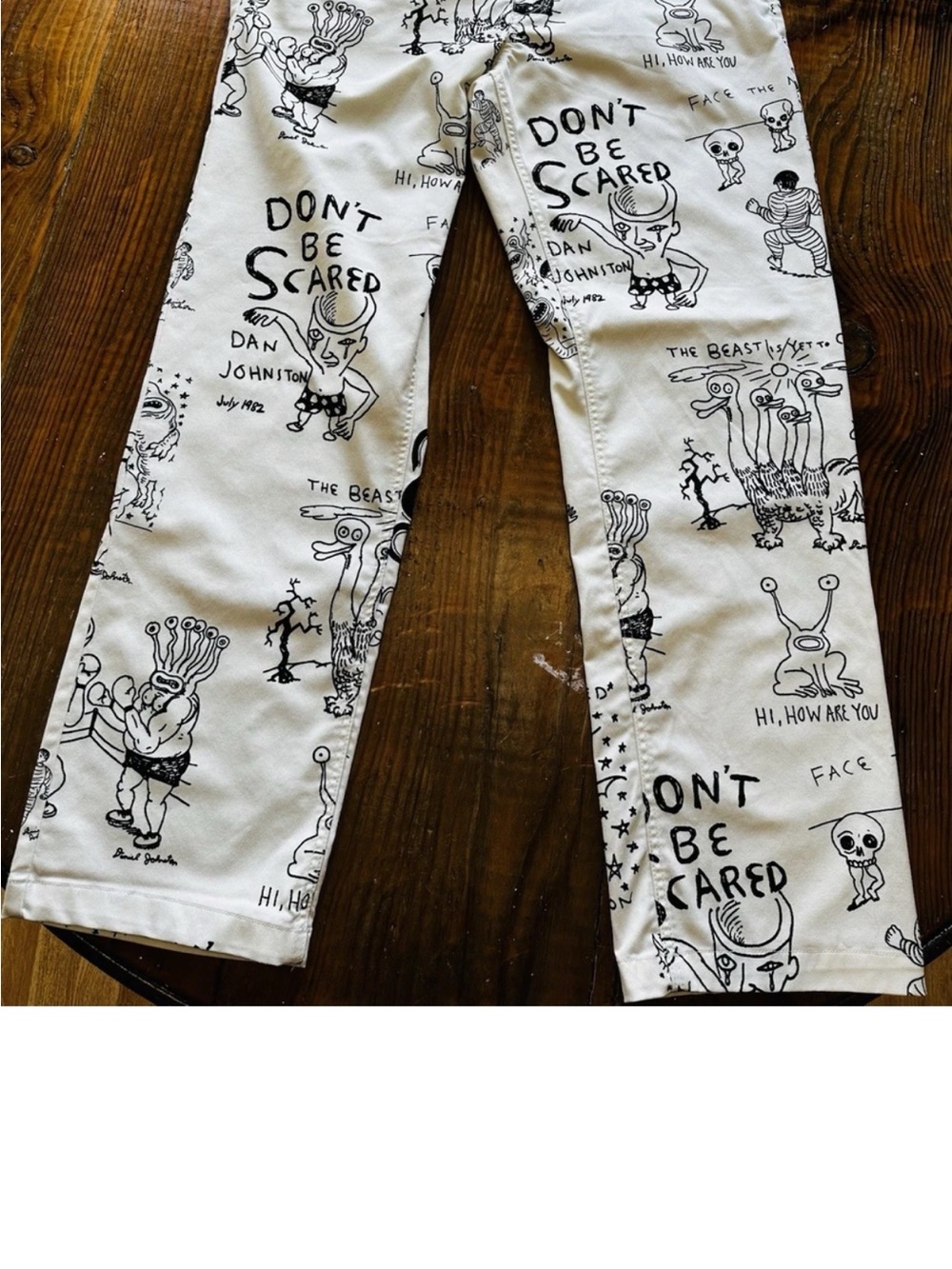 Vans Men’s 32x32 White Authentic Chino Daniel Johnston Artwork Loose Fit Pants